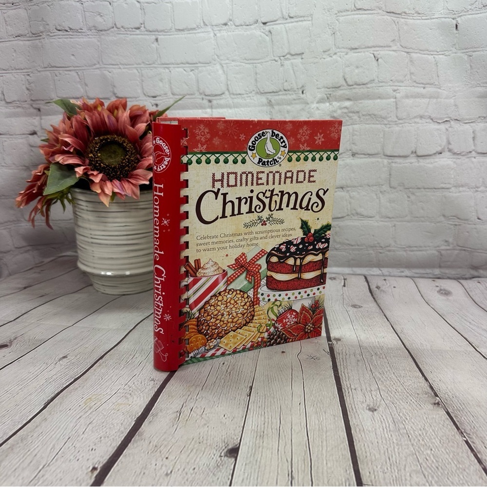 vintage Gooseberry Patch Homemade Christmas Cookbook hardcover spiral bound